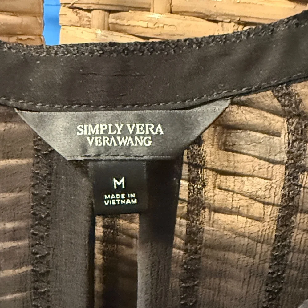 Simply Vera Vera Wang Elegant Black Blouse - Picture 2 of 6